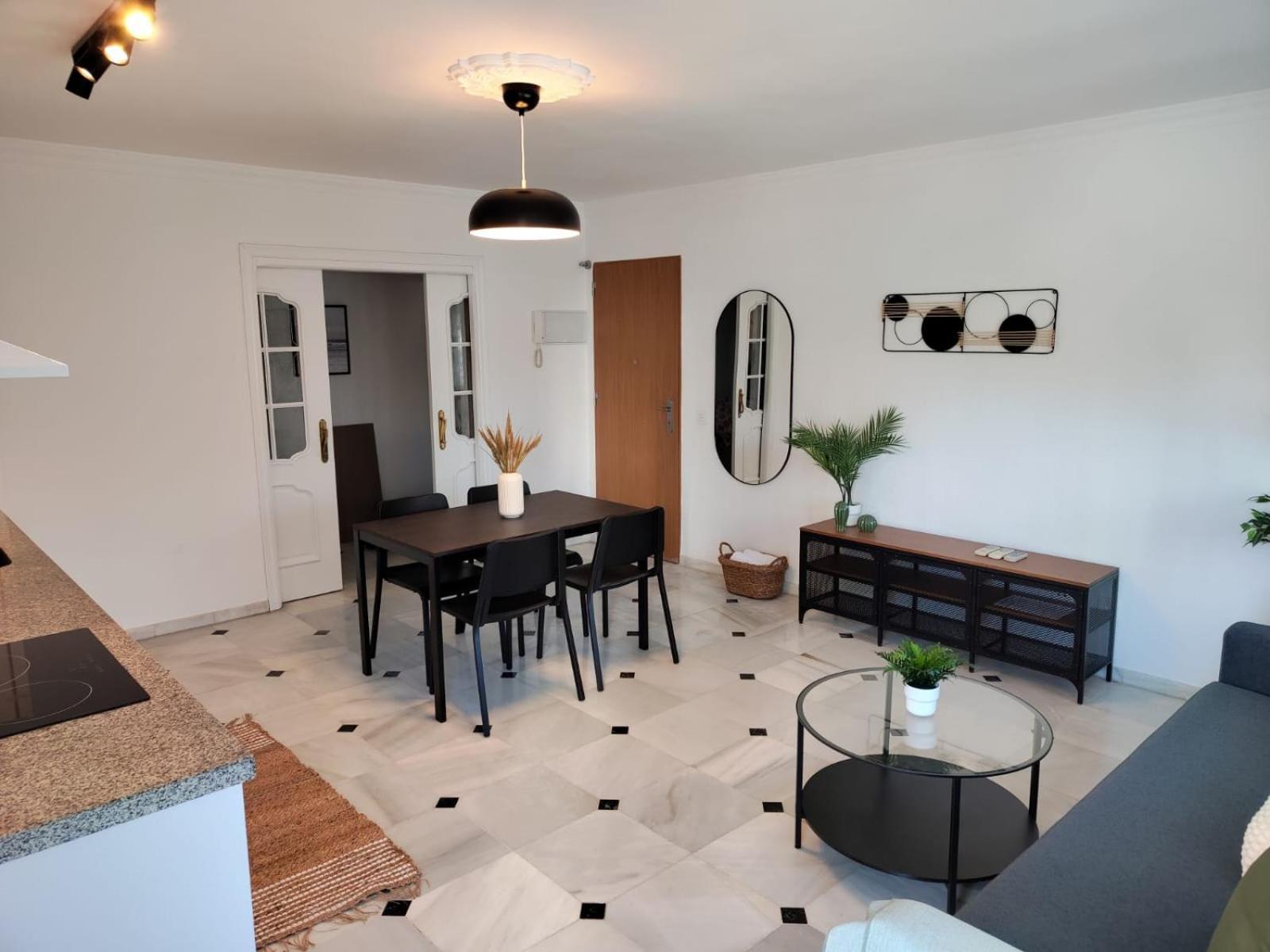 Wintowinrentals Your Home Steps From The Center Màlaga Exteriér fotografie